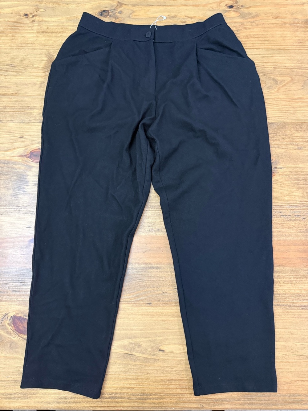 Eileen Fisher Women’s Black Pleated Wool Pants